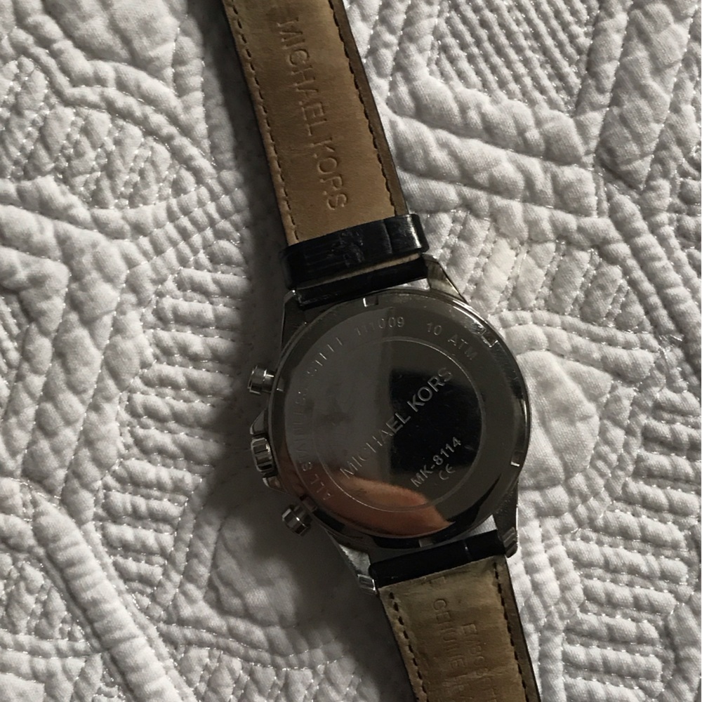 Men’s Women’s Unisex Michael Kors Oversized Runway Watch - Picture 5 of 7